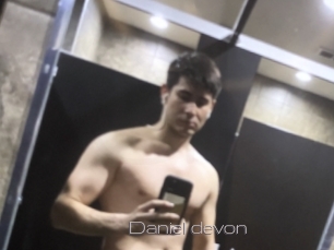 Daniel_devon