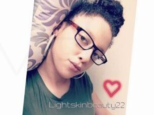 Lightskinbeauty22