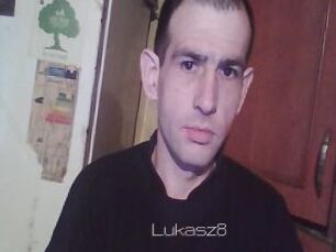 Lukasz8