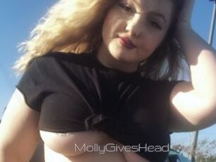 MollyGivesHead