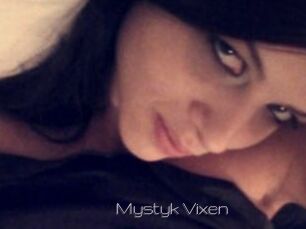 Mystyk_Vixen