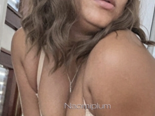 Naomiplum