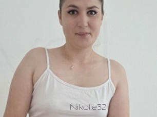 Nikolle32